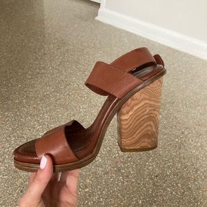 Vince Heels / Sandals